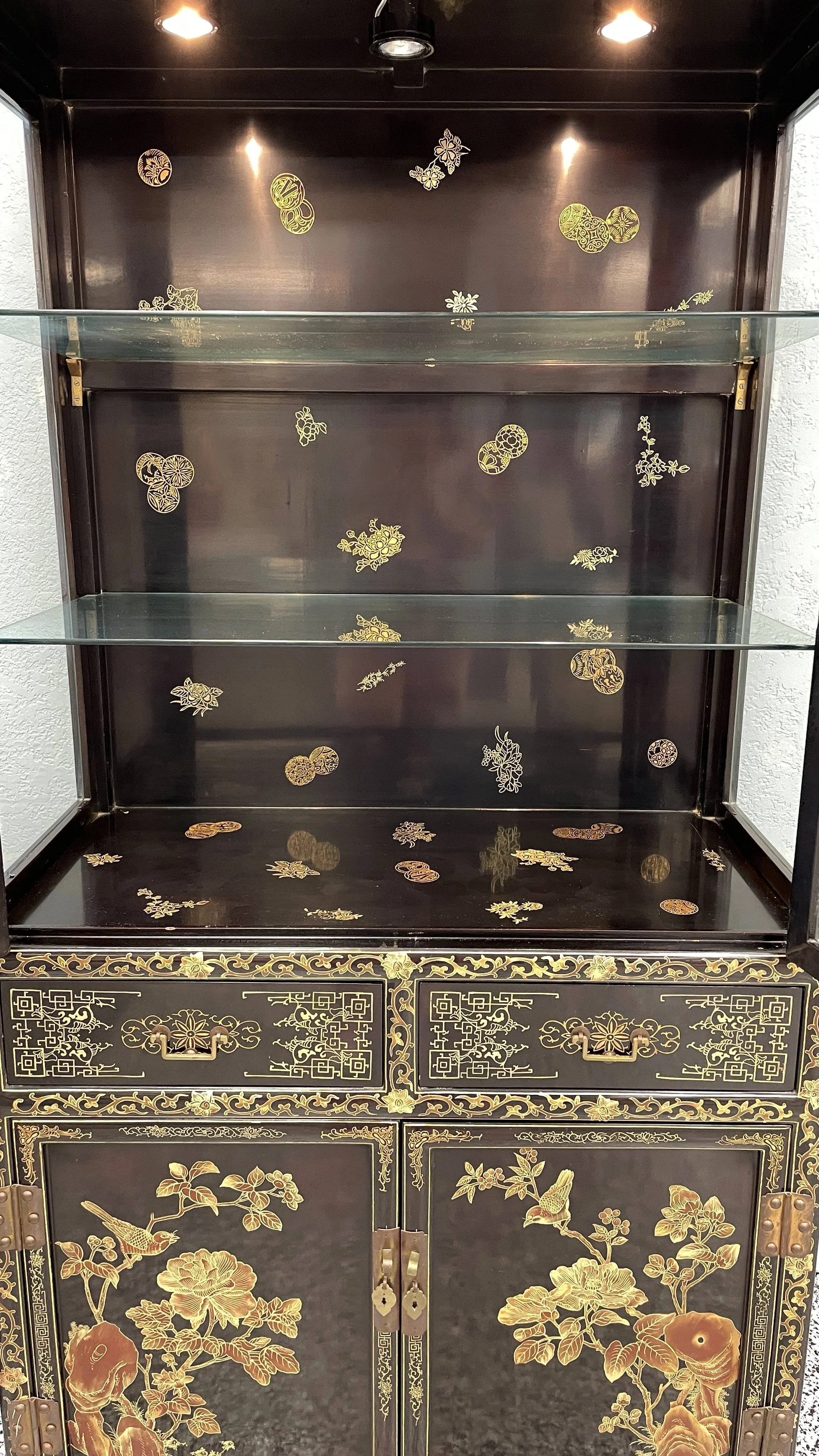 Encore Furniture Gallery-Vintage Chinoiserie China Display Cabinet
